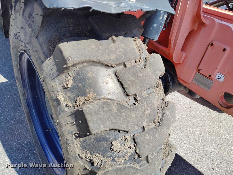 image for item DP4948 2005 Lull 944E-42 telehandler