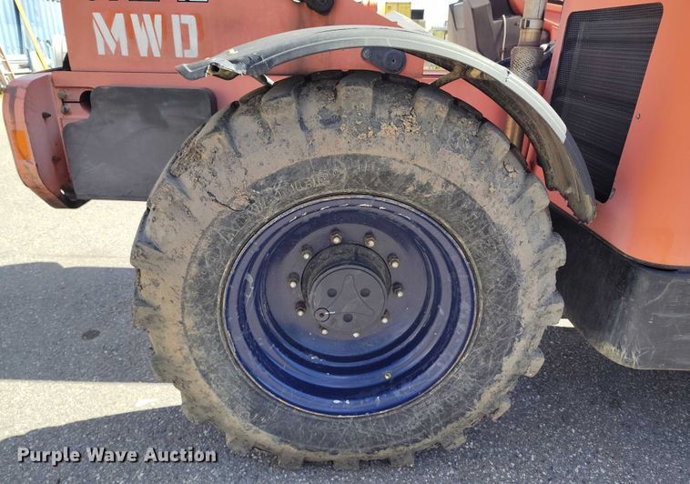 image for item DP4948 2005 Lull 944E-42 telehandler