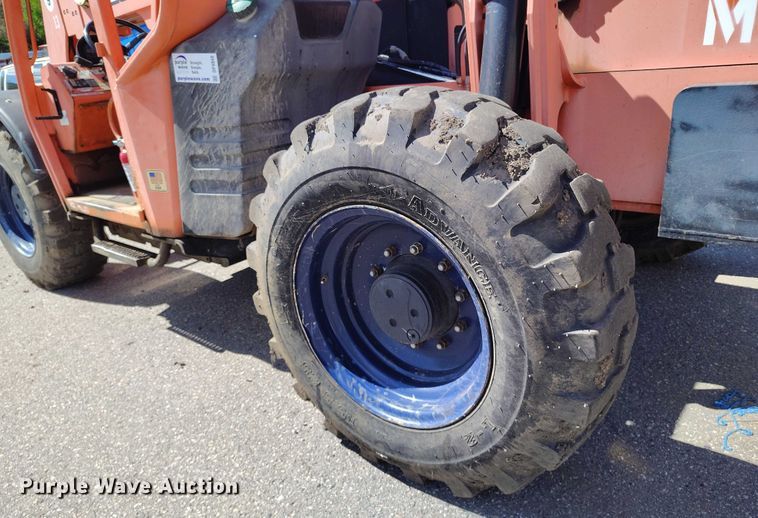 image for item DP4948 2005 Lull 944E-42 telehandler