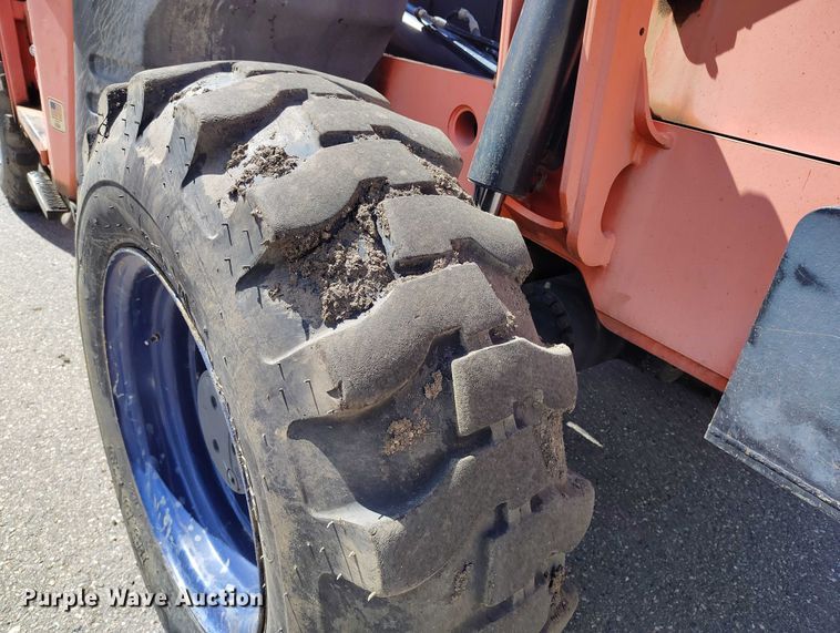 image for item DP4948 2005 Lull 944E-42 telehandler