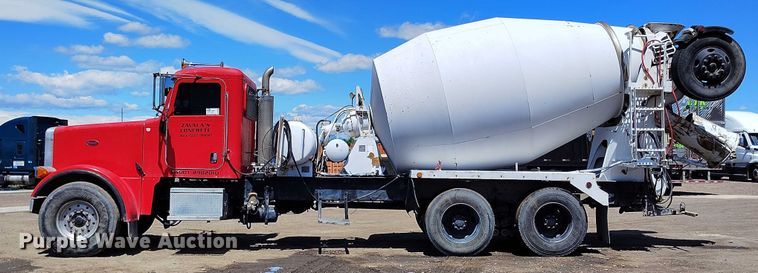 image for item DP4949 2007 Peterbilt 357 ready mix truck