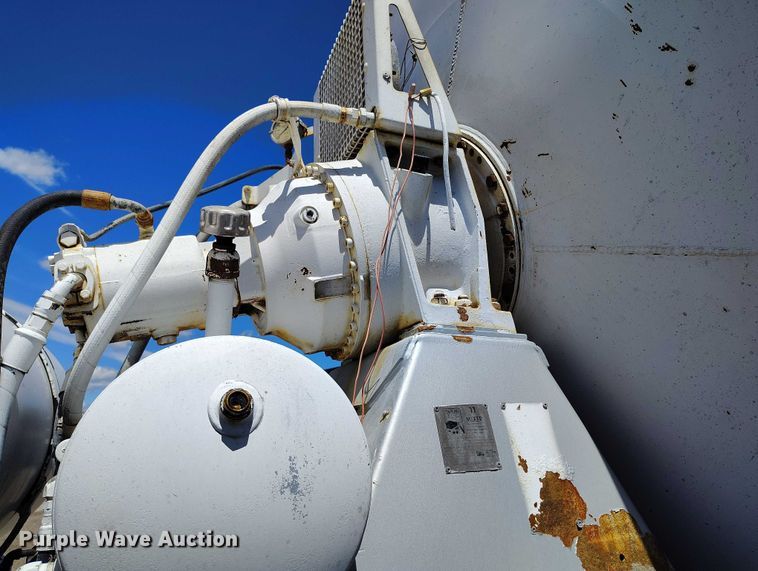 image for item DP4949 2007 Peterbilt 357 ready mix truck