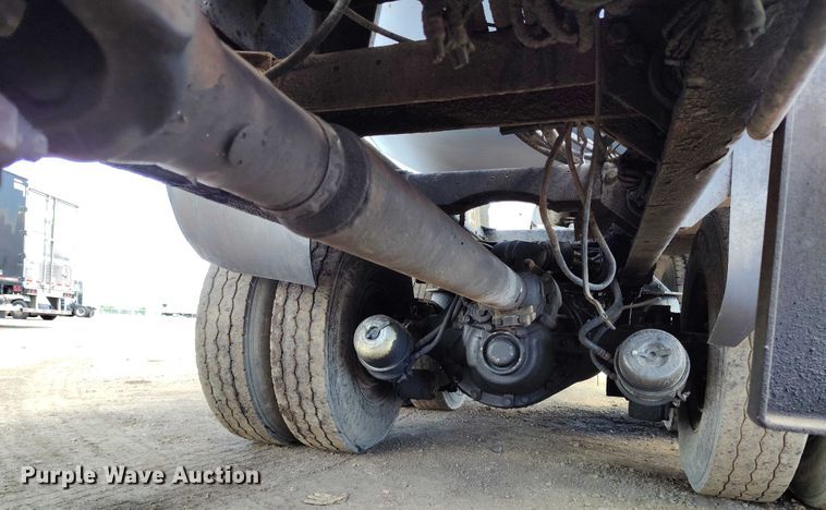 image for item DP4949 2007 Peterbilt 357 ready mix truck