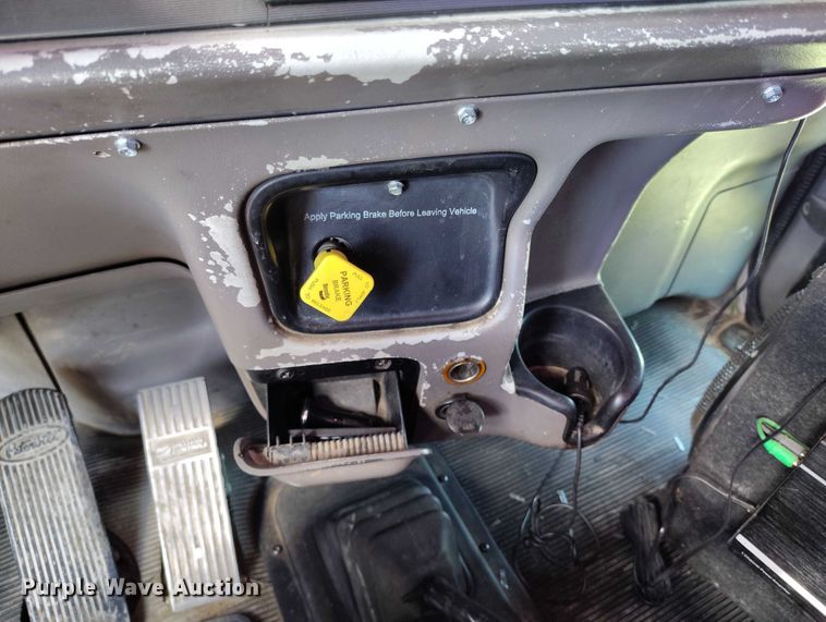 image for item DP4949 2007 Peterbilt 357 ready mix truck