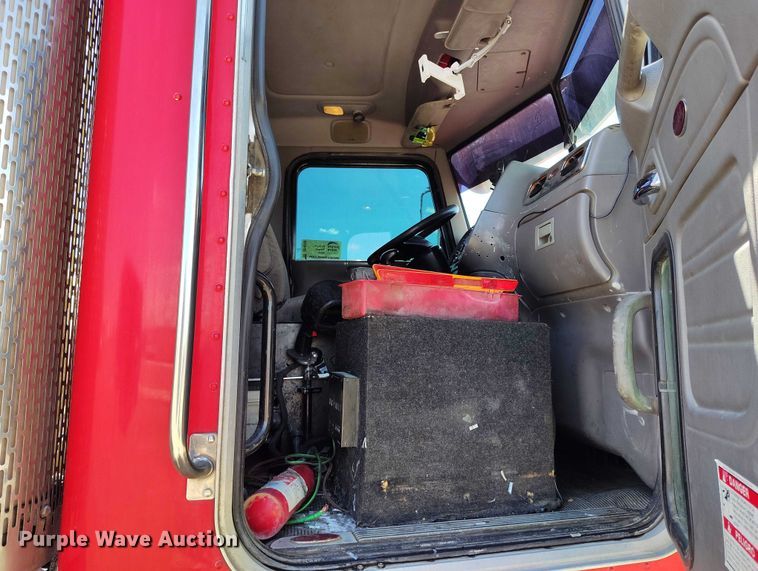 image for item DP4949 2007 Peterbilt 357 ready mix truck