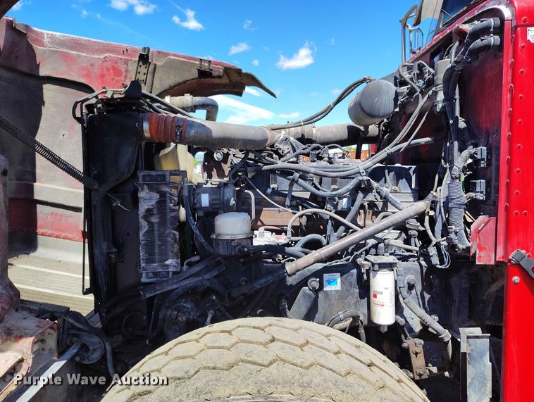 image for item DP4949 2007 Peterbilt 357 ready mix truck