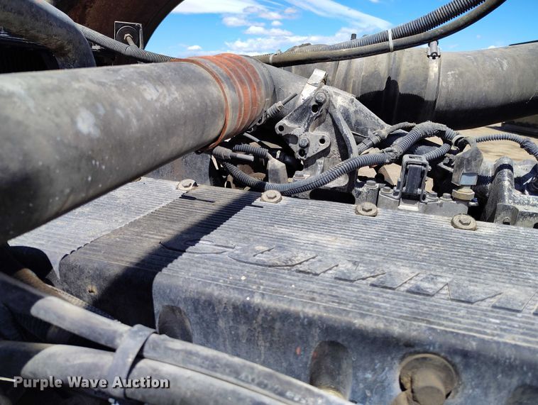 image for item DP4949 2007 Peterbilt 357 ready mix truck