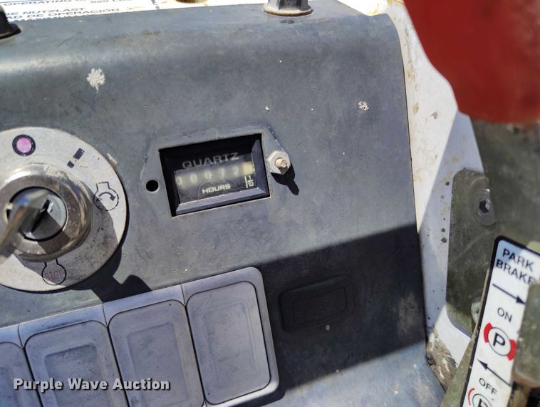 image for item DP4950 2013 Bobcat MT52 compact utility loader