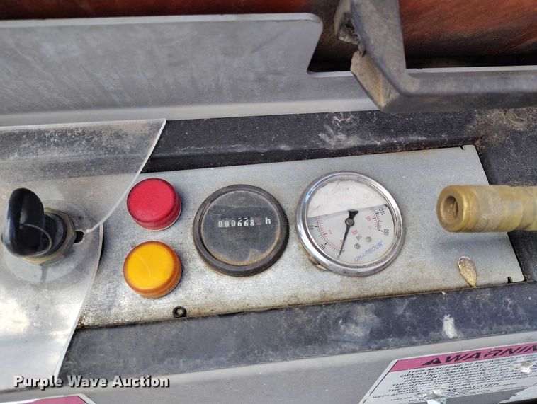 image for item DP4951 2015 Sullivan D90PKU air compressor