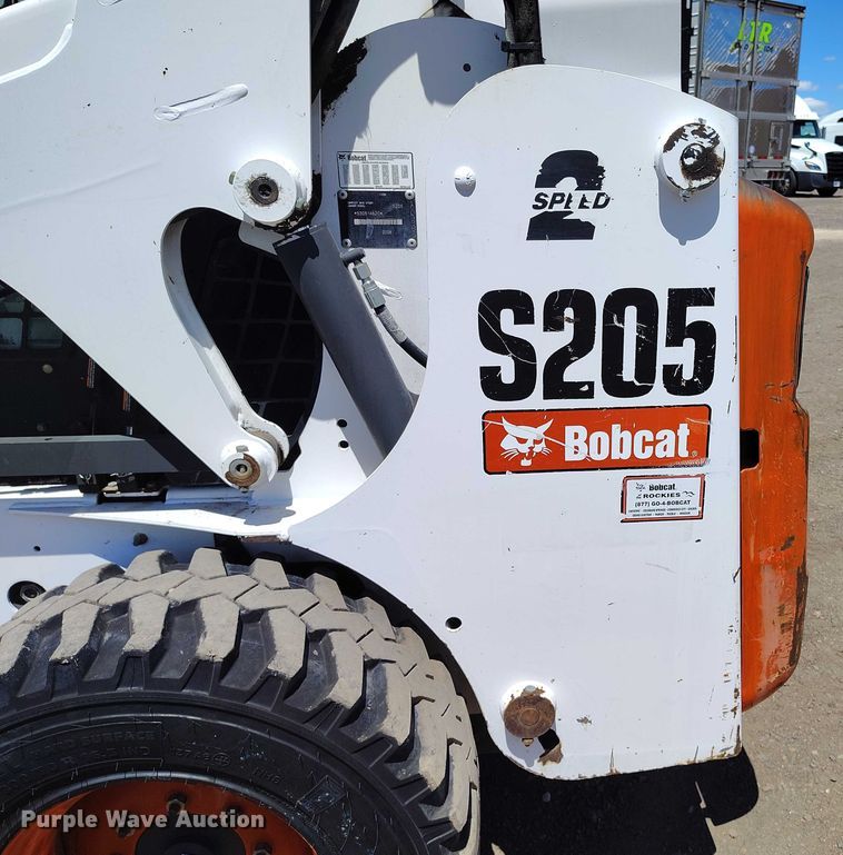 image for item DP4952 2008 Bobcat S205 skid steer loader