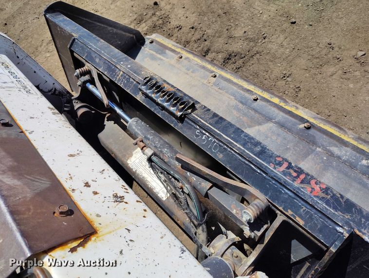 image for item DP4952 2008 Bobcat S205 skid steer loader