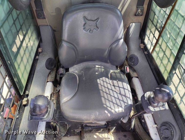 image for item DP4952 2008 Bobcat S205 skid steer loader