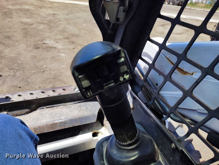 image for item DP4952 2008 Bobcat S205 skid steer loader