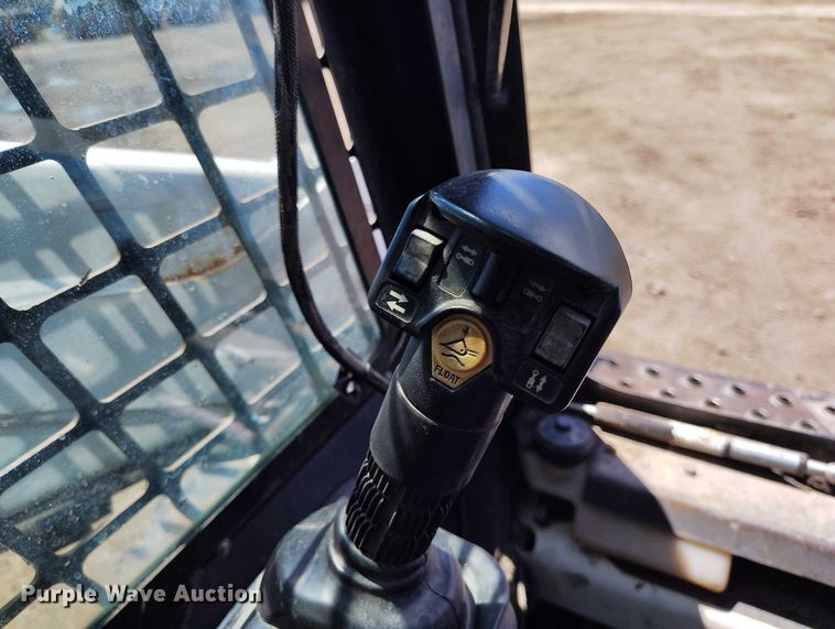 image for item DP4952 2008 Bobcat S205 skid steer loader