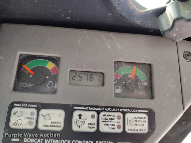 image for item DP4952 2008 Bobcat S205 skid steer loader