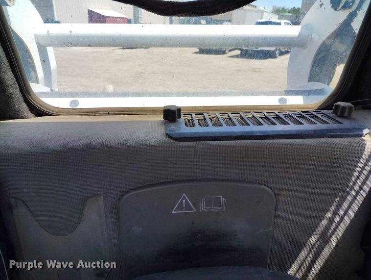 image for item DP4952 2008 Bobcat S205 skid steer loader