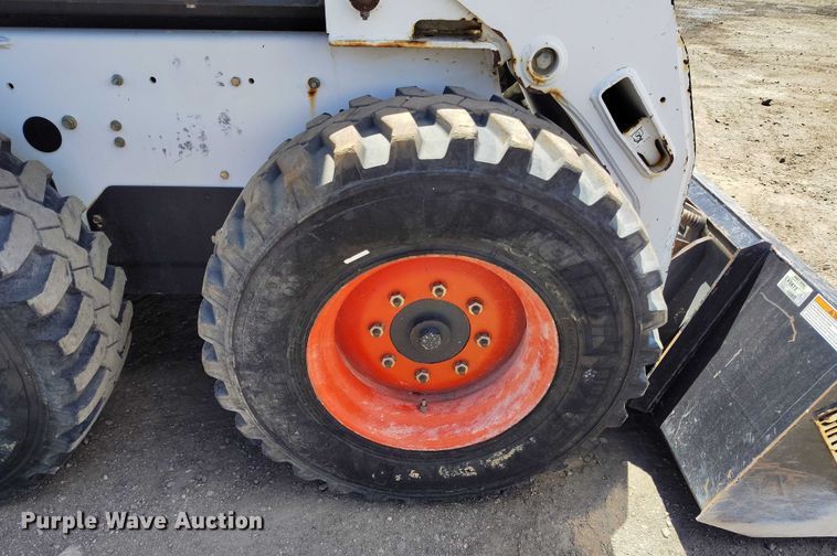 image for item DP4952 2008 Bobcat S205 skid steer loader