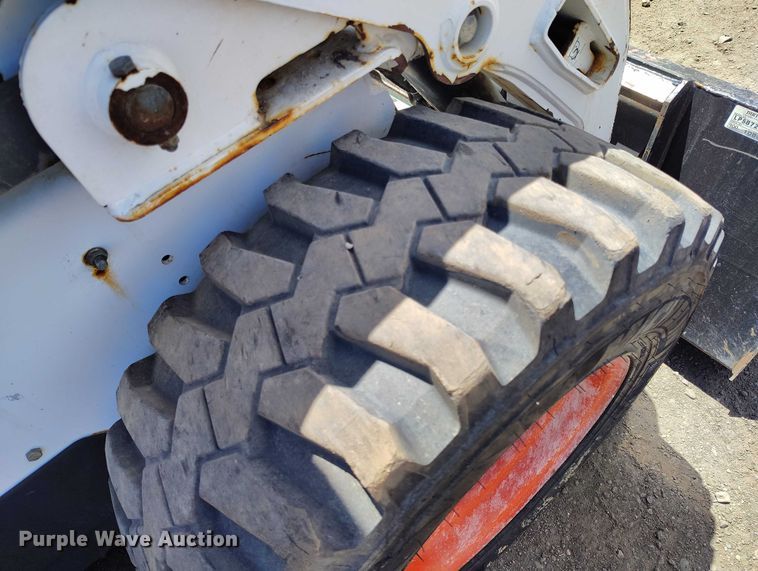 image for item DP4952 2008 Bobcat S205 skid steer loader