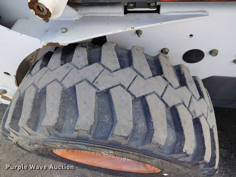 image for item DP4952 2008 Bobcat S205 skid steer loader