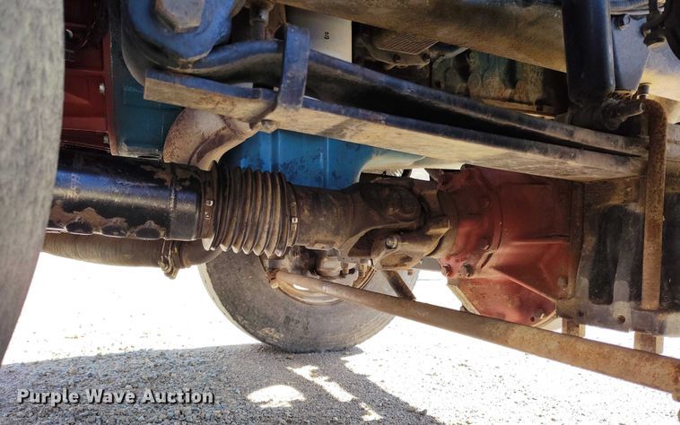 image for item DP4953 2006 International 7400 water truck