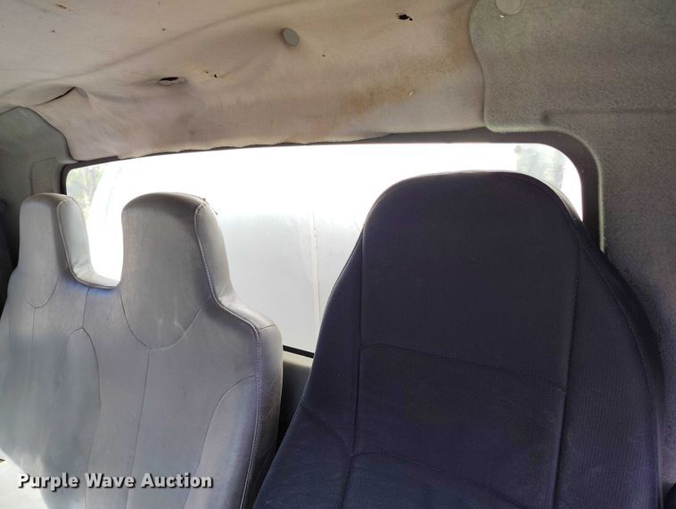 image for item DP4953 2006 International 7400 water truck