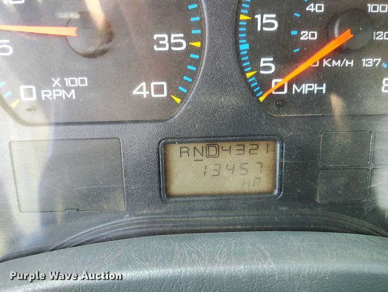 image for item DP4953 2006 International 7400 water truck