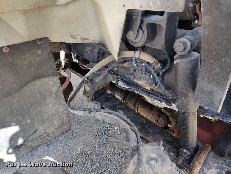 image for item DP4953 2006 International 7400 water truck