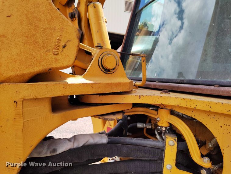 image for item DP4954 1994 Case 580 Super K backhoe