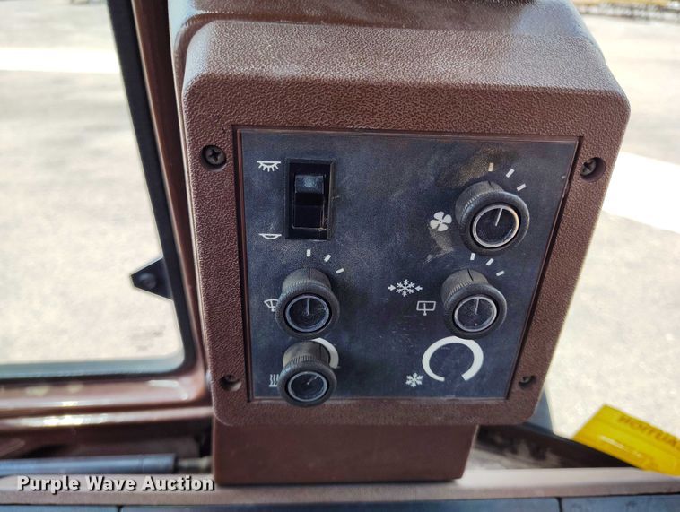 image for item DP4954 1994 Case 580 Super K backhoe