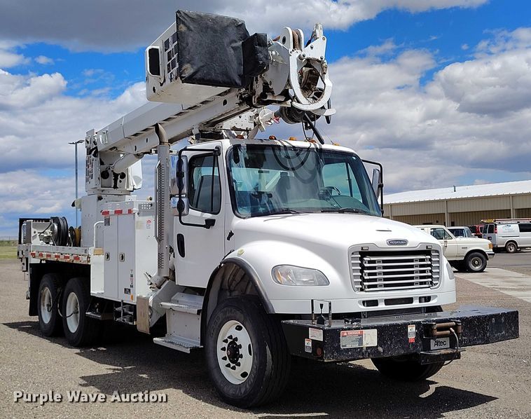 image for item DP4955 2015 Freightliner Business Class M2 digger derrick truck