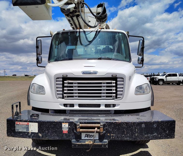 image for item DP4955 2015 Freightliner Business Class M2 digger derrick truck