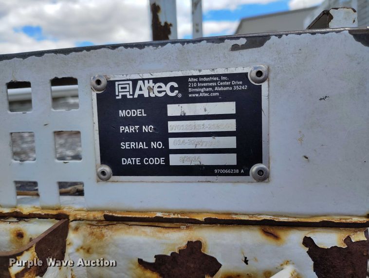 image for item DP4955 2015 Freightliner Business Class M2 digger derrick truck