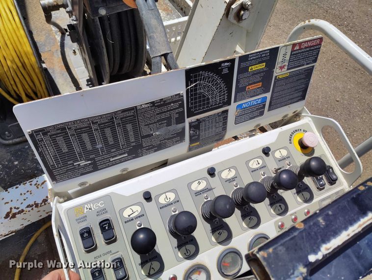 image for item DP4955 2015 Freightliner Business Class M2 digger derrick truck