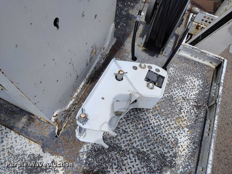 image for item DP4955 2015 Freightliner Business Class M2 digger derrick truck