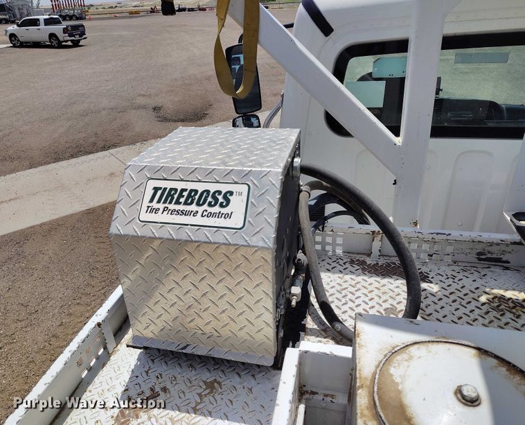 image for item DP4955 2015 Freightliner Business Class M2 digger derrick truck