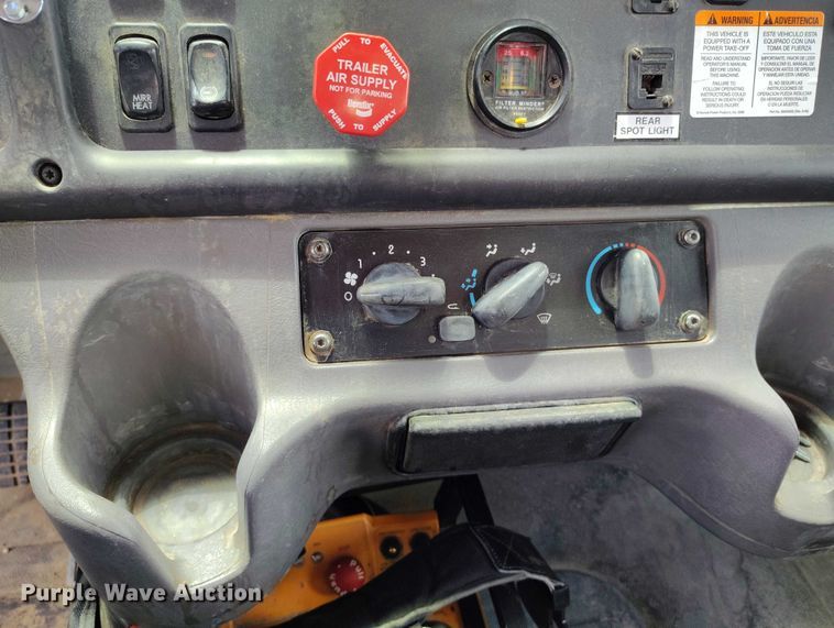 image for item DP4955 2015 Freightliner Business Class M2 digger derrick truck