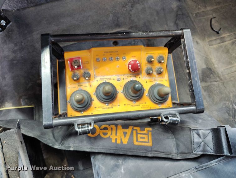 image for item DP4955 2015 Freightliner Business Class M2 digger derrick truck