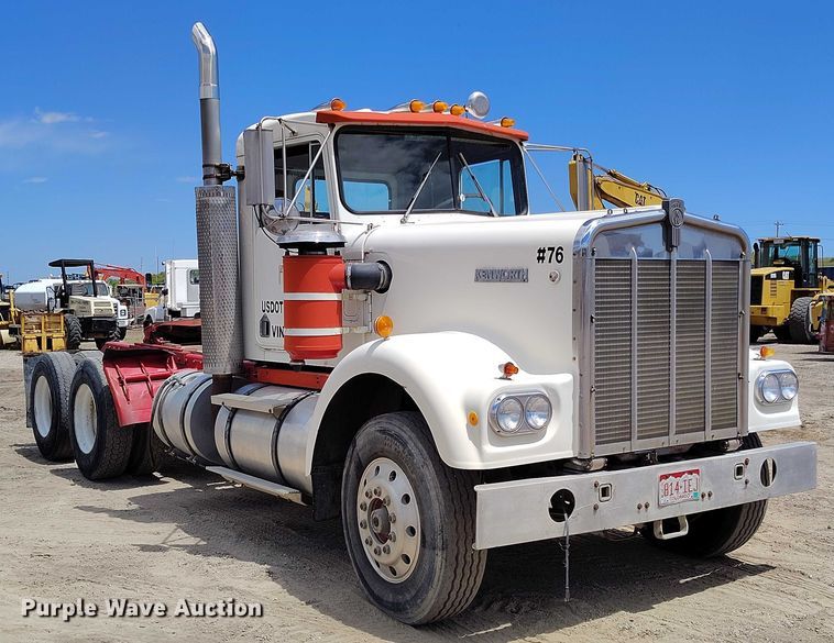 image for item DP4973 1976 Kenworth W900 semi truck