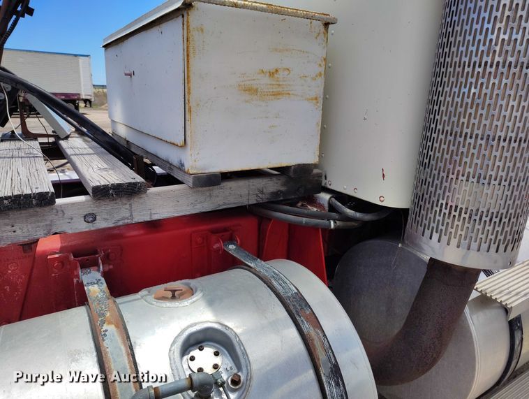 image for item DP4973 1976 Kenworth W900 semi truck