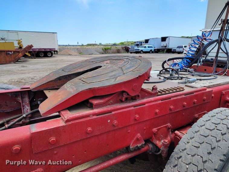 image for item DP4973 1976 Kenworth W900 semi truck