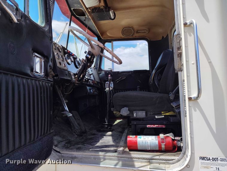 image for item DP4973 1976 Kenworth W900 semi truck