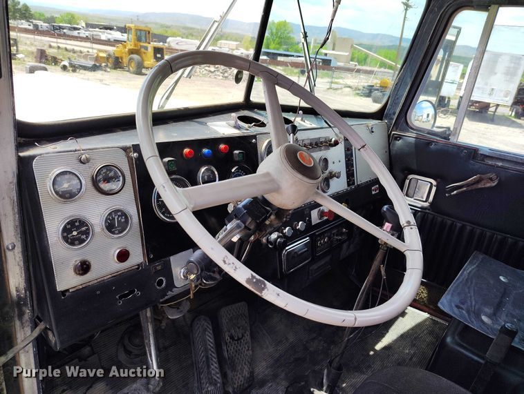 image for item DP4973 1976 Kenworth W900 semi truck