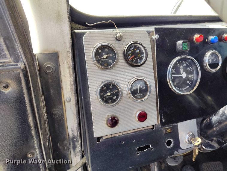 image for item DP4973 1976 Kenworth W900 semi truck