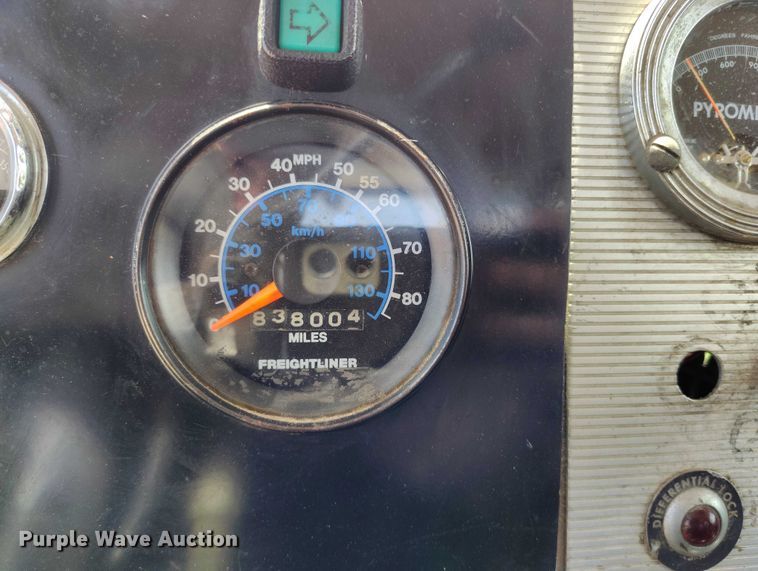 image for item DP4973 1976 Kenworth W900 semi truck