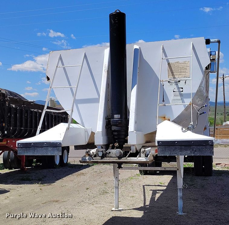 image for item DP4975 1999 Freuehauf end dump trailer