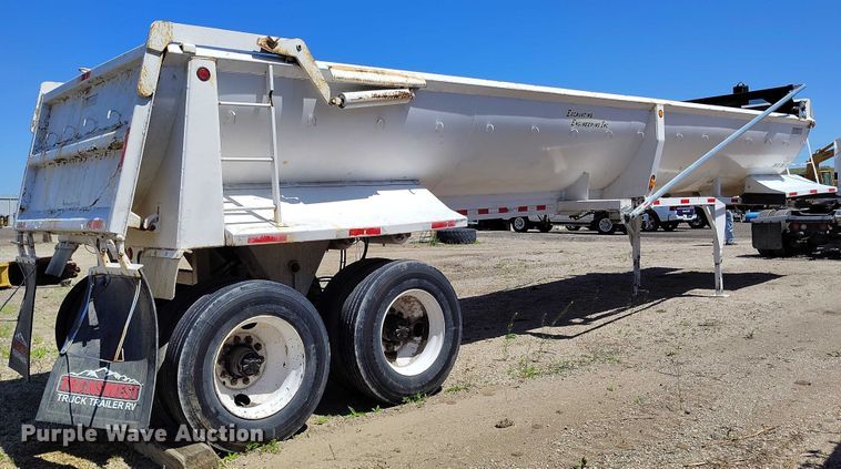 image for item DP4975 1999 Freuehauf end dump trailer