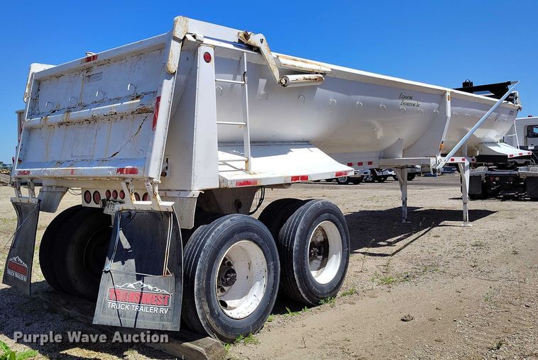 image for item DP4975 1999 Freuehauf end dump trailer