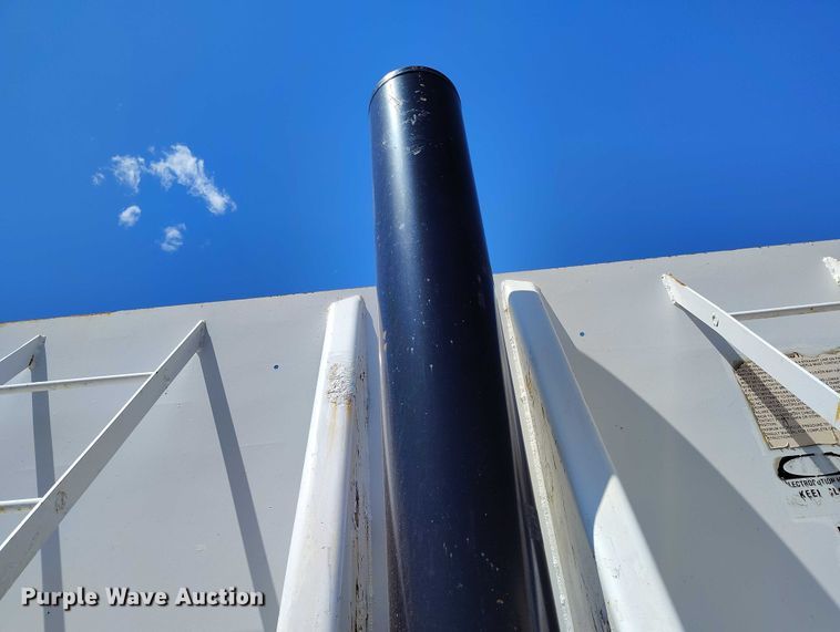 image for item DP4975 1999 Freuehauf end dump trailer