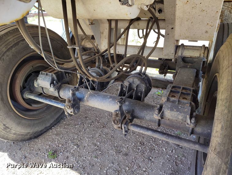 image for item DP4975 1999 Freuehauf end dump trailer