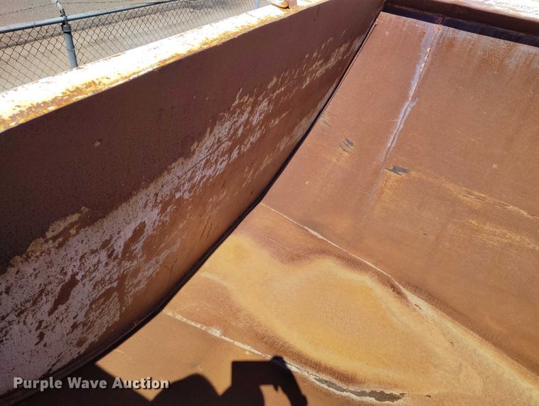 image for item DP4975 1999 Freuehauf end dump trailer